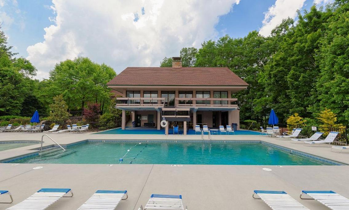Chestnut Bearadise Villa Gatlinburg Exterior foto
